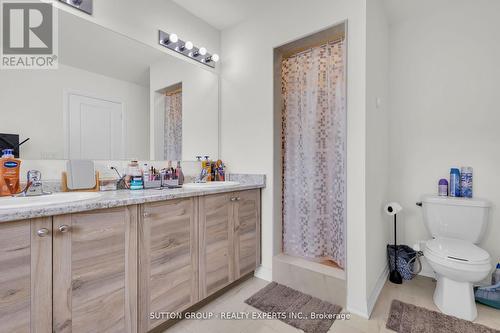 27 Brixham Lane, Brampton, ON - Indoor Photo Showing Bathroom