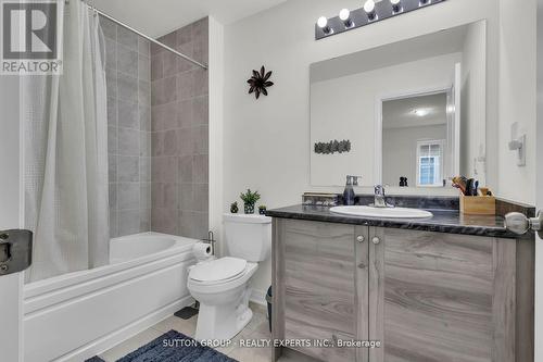 27 Brixham Lane, Brampton, ON - Indoor Photo Showing Bathroom