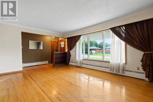 20 Cedar Street, Port Colborne, ON - Indoor Photo Showing Other Room