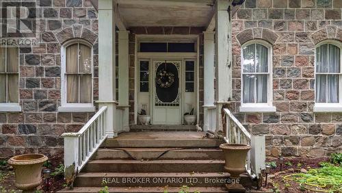 61 King Street N, Brant, ON - Outdoor