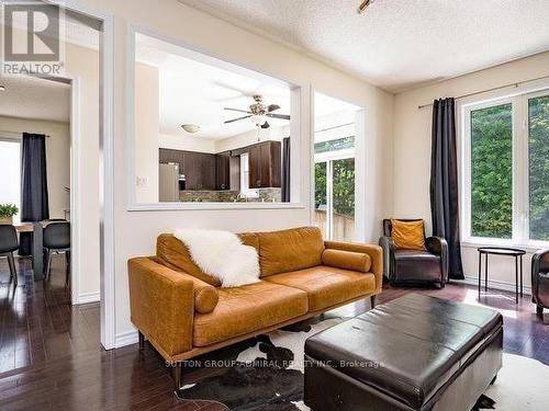 66 Christy Drive, Wasaga Beach, ON - Indoor Photo Showing Living Room