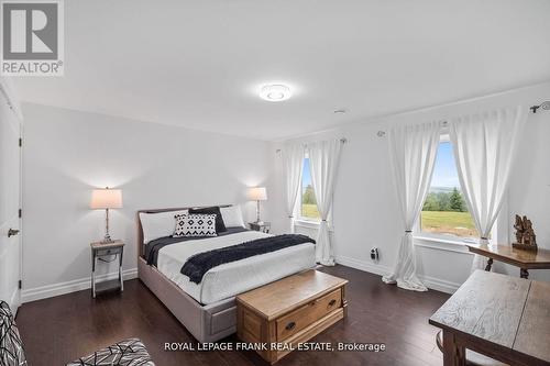 370 Detlor Road, Bancroft, ON - Indoor Photo Showing Bedroom