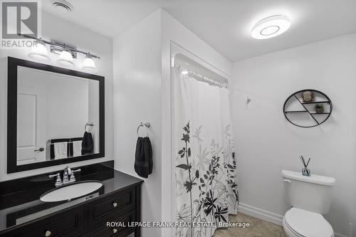 370 Detlor Road, Bancroft, ON - Indoor Photo Showing Bathroom