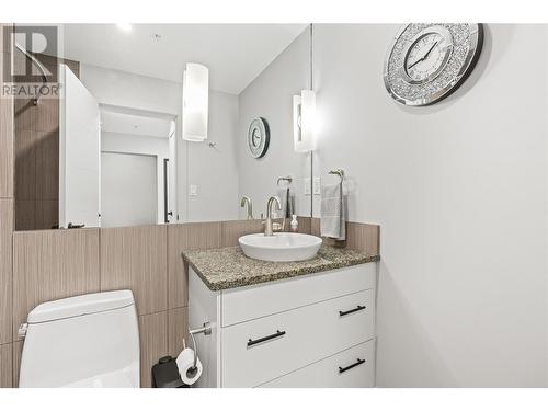 7343 Okanagan Landing Road Unit# 1319, Vernon, BC - Indoor Photo Showing Bathroom