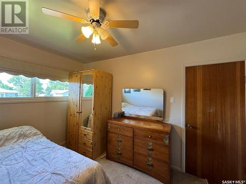 317 7Th Avenue W, Biggar, SK - Indoor Photo Showing Bedroom