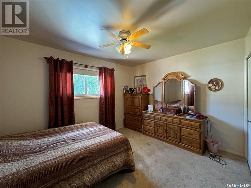 317 7Th Avenue W, Biggar, SK - Indoor Photo Showing Bedroom