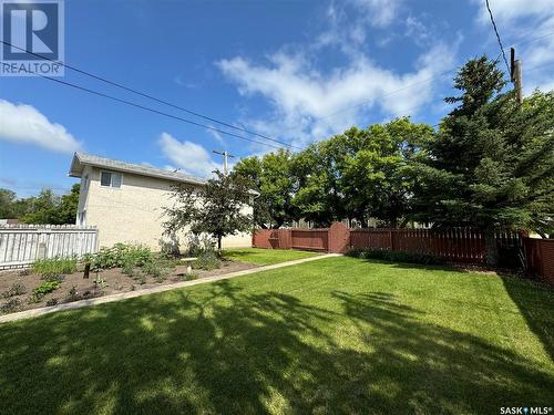 317 7Th Avenue W, Biggar, SK - Outdoor