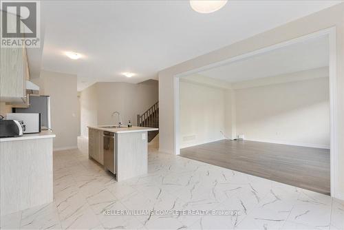 419 Barker Parkway, Thorold, ON - Indoor Photo Showing Kitchen