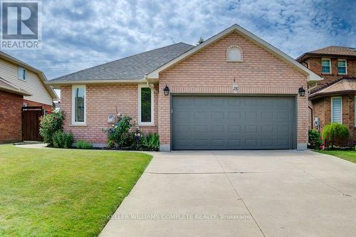 75 Riviera Ridge, Hamilton, ON - Outdoor With Facade