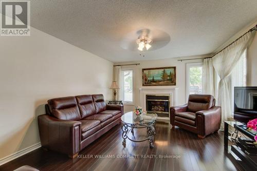 75 Riviera Ridge, Hamilton, ON - Indoor Photo Showing Living Room With Fireplace