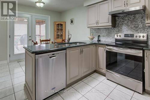 75 Riviera Ridge, Hamilton, ON - Indoor Photo Showing Kitchen With Double Sink With Upgraded Kitchen