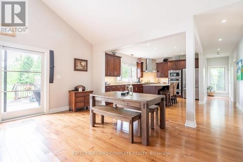 327 Pelham Road, St. Catharines, ON - Indoor Photo Showing Dining Room