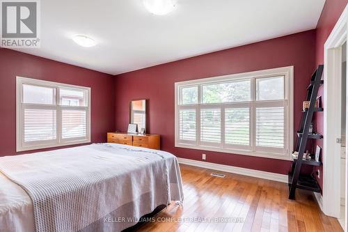 327 Pelham Road, St. Catharines, ON - Indoor Photo Showing Bedroom