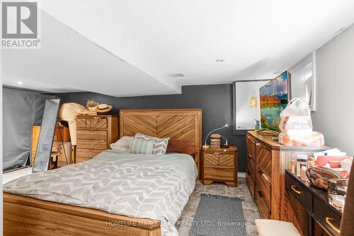 51 Robins Avenue, Hamilton, ON - Indoor Photo Showing Bedroom