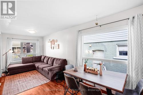 51 Robins Avenue, Hamilton, ON - Indoor Photo Showing Living Room