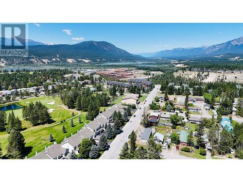 4828 Firland Close, Radium Hot Springs, BC - Outdoor With View