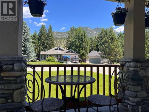 4828 Firland Close, Radium Hot Springs, BC - Outdoor