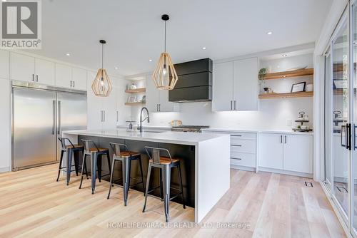 862 Kennedy Road, Innisfil (Alcona), ON - Indoor Photo Showing Kitchen With Upgraded Kitchen