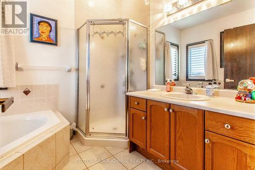 9 Amalfi Court, Vaughan (West Woodbridge), ON - Indoor Photo Showing Bathroom