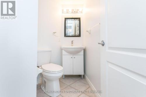 209 - 4640 Kimbermount Avenue, Mississauga, ON - Indoor Photo Showing Bathroom