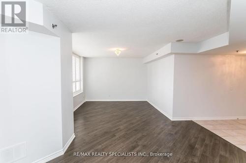 209 - 4640 Kimbermount Avenue, Mississauga, ON - Indoor Photo Showing Other Room