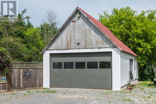 2561 County Road 10 Road, Prince Edward County (South Marysburgh), ON - Outdoor With Exterior