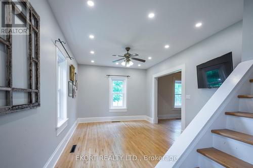 2561 County Road 10 Road, Prince Edward County (South Marysburgh), ON - Indoor Photo Showing Other Room