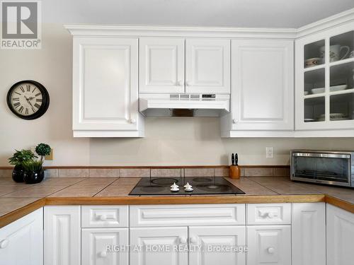 953 Airport Parkway, Belleville, ON - Indoor Photo Showing Kitchen