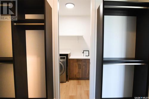 219 Aniskotaw Manor, Saskatoon, SK - Indoor Photo Showing Laundry Room