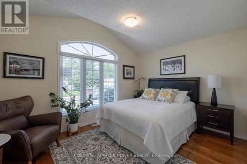 94 - 320 Ambleside Drive, London, ON - Indoor Photo Showing Bedroom