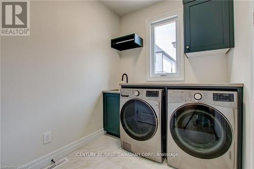 58 Aspen Circle, Thames Centre (Thorndale), ON - Indoor Photo Showing Laundry Room