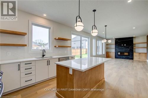 58 Aspen Circle, Thames Centre (Thorndale), ON - Indoor Photo Showing Kitchen With Double Sink With Upgraded Kitchen