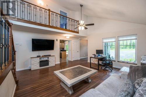 1225 Orion Road, Prince George, BC - Indoor Photo Showing Living Room