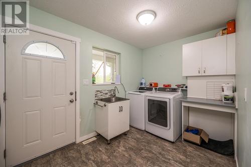 1225 Orion Road, Prince George, BC - Indoor Photo Showing Laundry Room