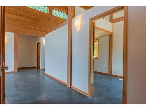 3439 Cazakoff Road, Nelson, BC - Indoor Photo Showing Other Room