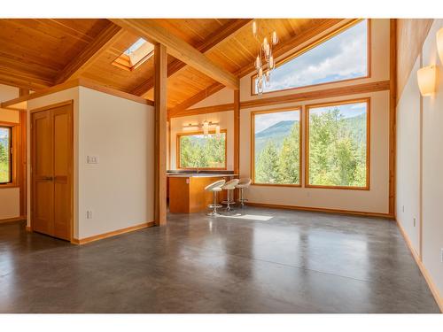 3439 Cazakoff Road, Nelson, BC - Indoor Photo Showing Other Room