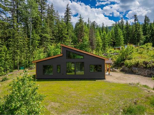 3439 Cazakoff Road, Nelson, BC - Outdoor