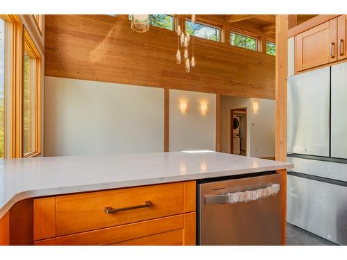 3439 Cazakoff Road, Nelson, BC - Indoor Photo Showing Kitchen