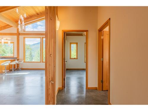 3439 Cazakoff Road, Nelson, BC - Indoor Photo Showing Other Room