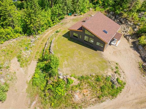 3439 Cazakoff Road, Nelson, BC - Outdoor