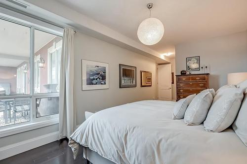 445 Elizabeth Street|Unit #402, Burlington, ON - Indoor Photo Showing Bedroom