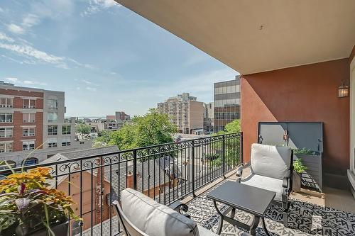 445 Elizabeth Street|Unit #402, Burlington, ON - Outdoor With Balcony With Exterior