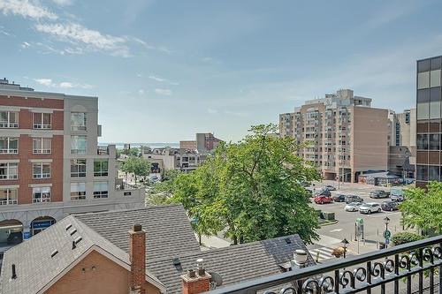 445 Elizabeth Street|Unit #402, Burlington, ON - Outdoor With Balcony