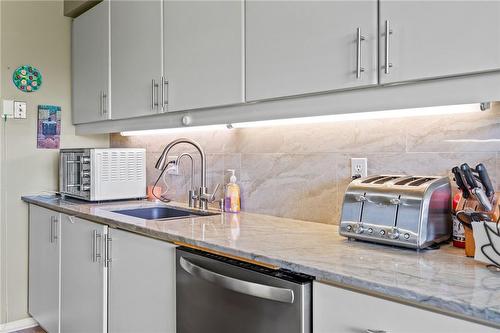 3 Towering Heights Boulevard|Unit #605, St. Catharines, ON - Indoor Photo Showing Kitchen