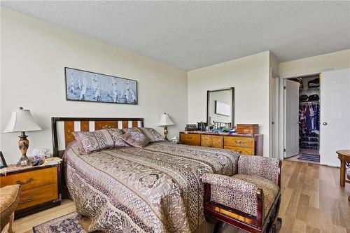 3 Towering Heights Boulevard|Unit #605, St. Catharines, ON - Indoor Photo Showing Bedroom