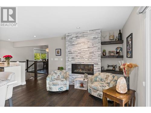 2284 Westville Place, West Kelowna, BC - Indoor Photo Showing Living Room With Fireplace