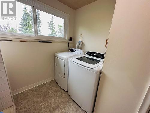 713 49 Highway, Dawson Creek, BC - Indoor Photo Showing Laundry Room