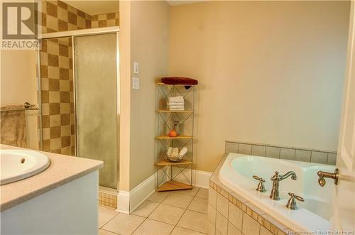 3218 Rothesay Road, Rothesay, NB - Indoor Photo Showing Bathroom