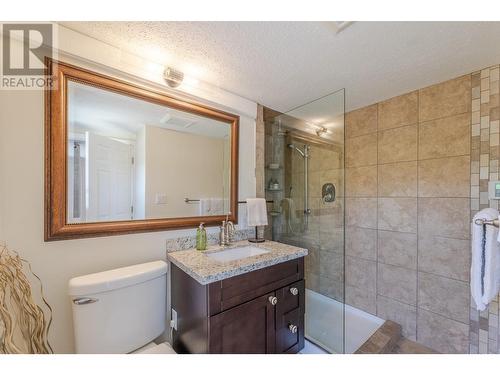 860 Fairview Road, Oliver, BC - Indoor Photo Showing Bathroom