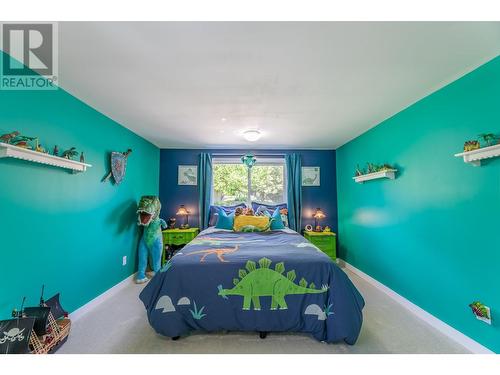 860 Fairview Road, Oliver, BC - Indoor Photo Showing Bedroom